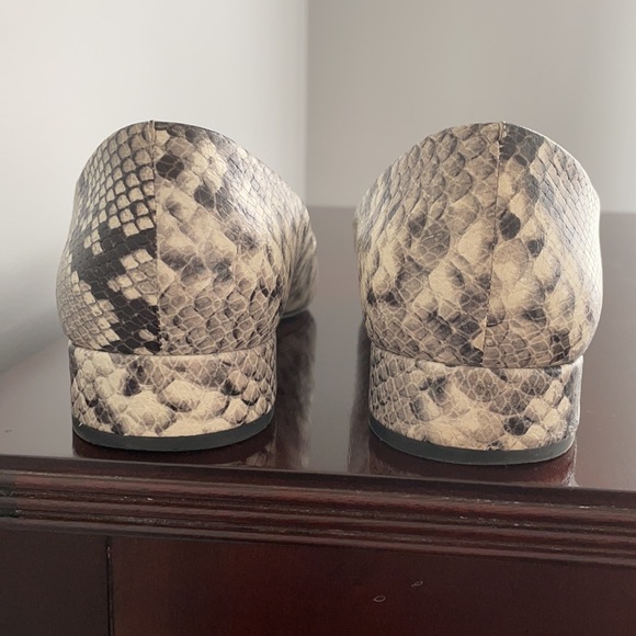 Tory Burch “Chelsea” heeled flats size 10 - Picture 3 of 6